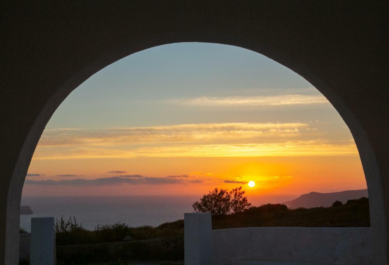 Caldera Sunset Villa Мегалохори Экстерьер фото
